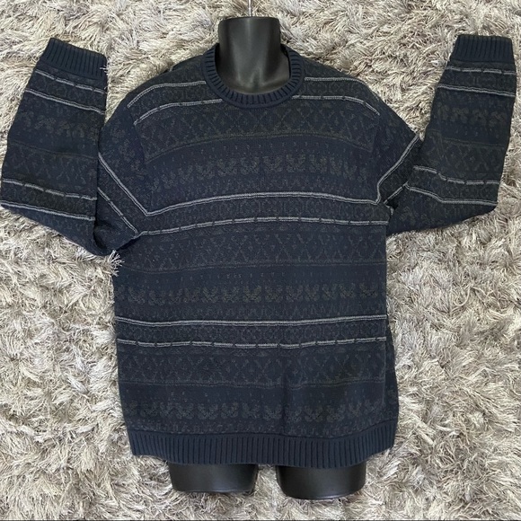 Tommy Hilfiger men 100% cotton long sleeves crew neck sweater. Size L. Used - Picture 2 of 9
